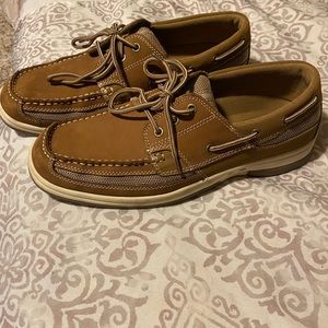 Boat shoes size 12